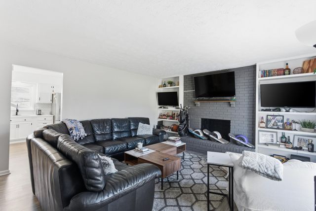 214 Quebec Way, Lexington, KY 40515