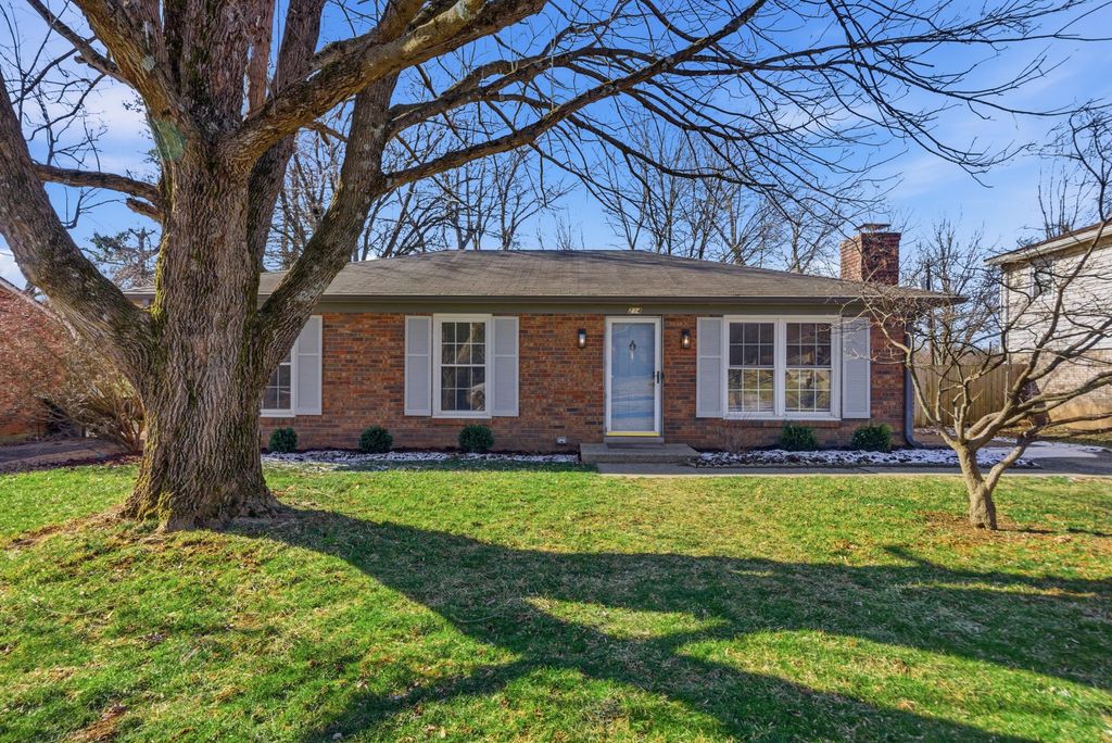 214 Quebec Way, Lexington, KY 40515