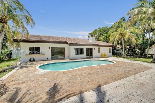 11460 SW 1st Ct, Plantation, FL 33325
