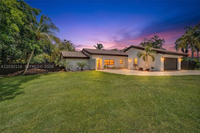 11460 SW 1st Ct, Plantation, FL 33325
