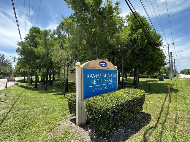 11460 SW 1st Ct, Plantation, FL 33325