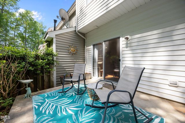 4252 Vienna Crest Drive, Raleigh, NC 27613