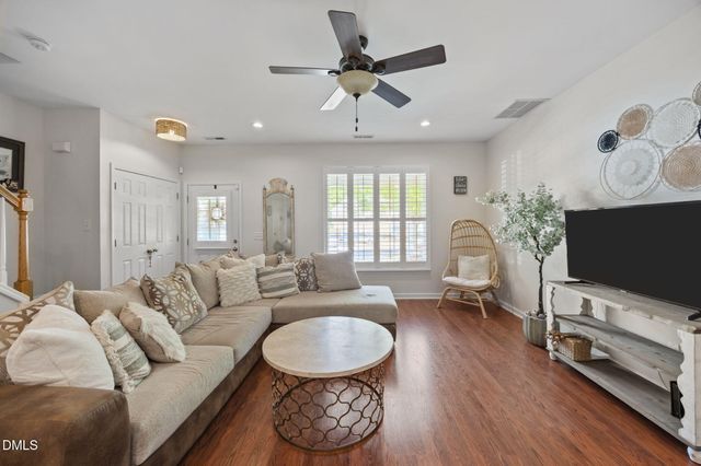 4252 Vienna Crest Drive, Raleigh, NC 27613