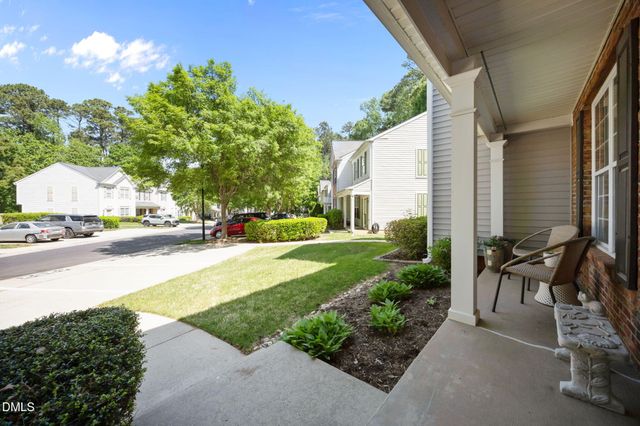 4252 Vienna Crest Drive, Raleigh, NC 27613