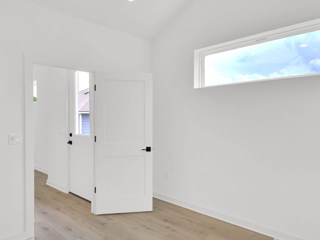 7208 Providence Ave. Ave 3B, Austin, TX 78752