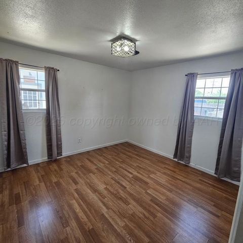 5907 NE 23RD Avenue, Amarillo, TX 79107