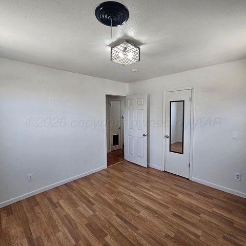 5907 NE 23RD Avenue, Amarillo, TX 79107