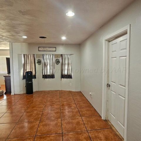 5907 NE 23RD Avenue, Amarillo, TX 79107