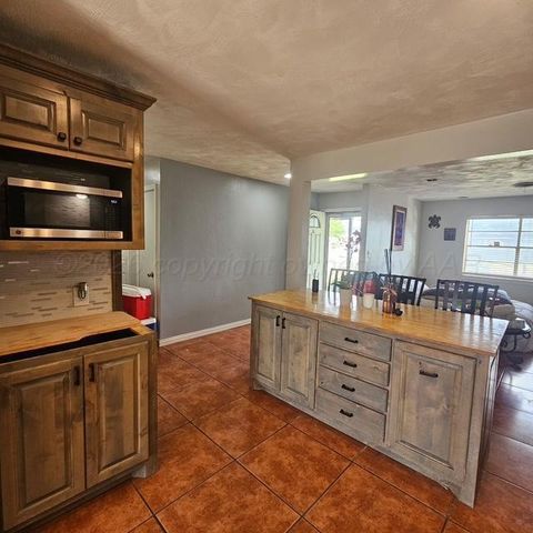5907 NE 23RD Avenue, Amarillo, TX 79107
