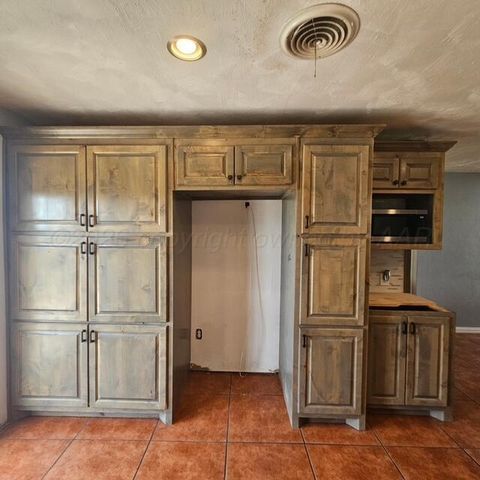 5907 NE 23RD Avenue, Amarillo, TX 79107