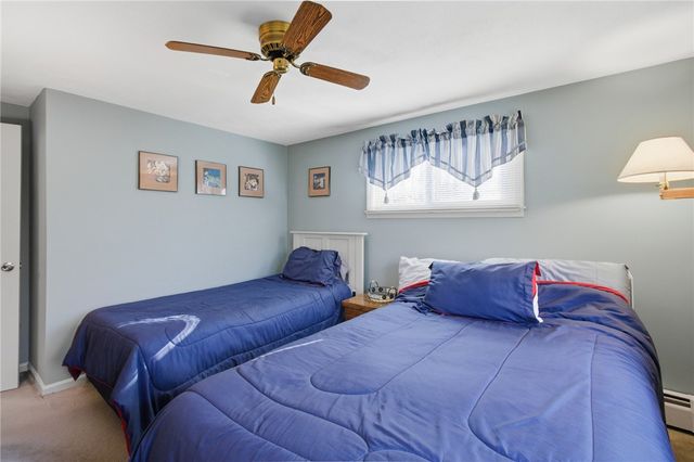 11 Wendy Lane, South Kingstown, RI 02879