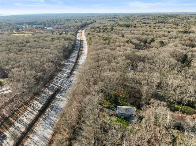 11 Wendy Lane, South Kingstown, RI 02879