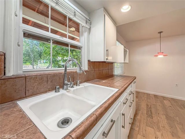 862 Camino La Maida, Thousand Oaks, CA 91360
