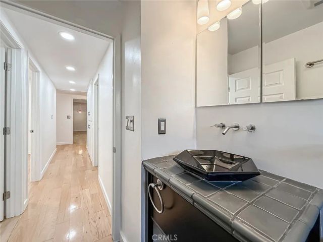 862 Camino La Maida, Thousand Oaks, CA 91360