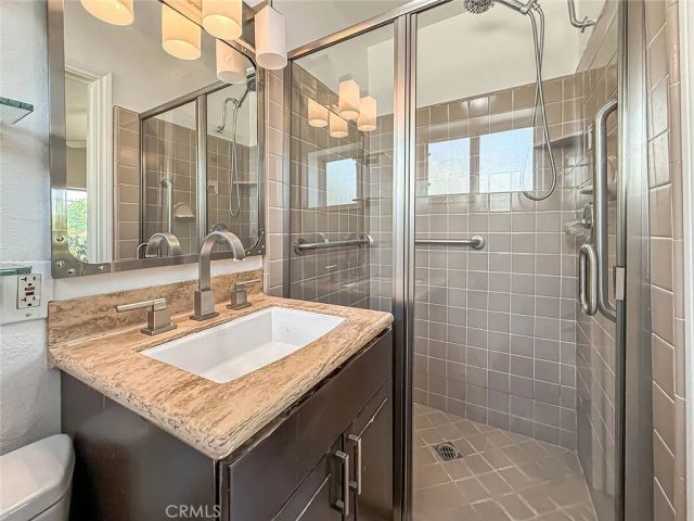 862 Camino La Maida, Thousand Oaks, CA 91360