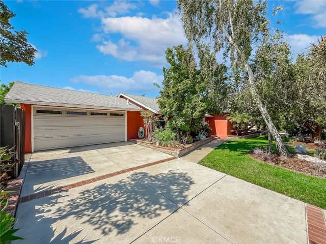862 Camino La Maida, Thousand Oaks, CA 91360