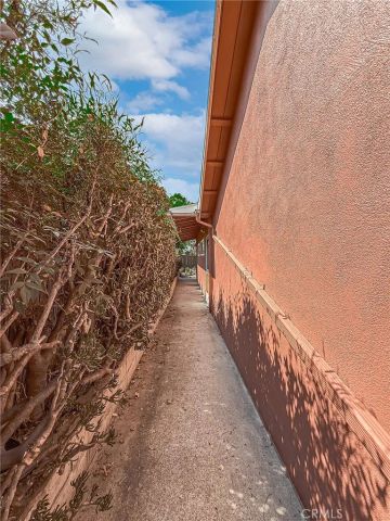 862 Camino La Maida, Thousand Oaks, CA 91360