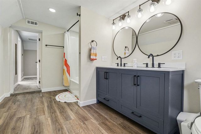 9240 N Branch Road, Watervliet, MI 49098