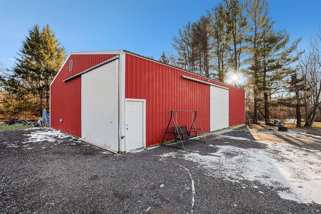 9240 N Branch Road, Watervliet, MI 49098