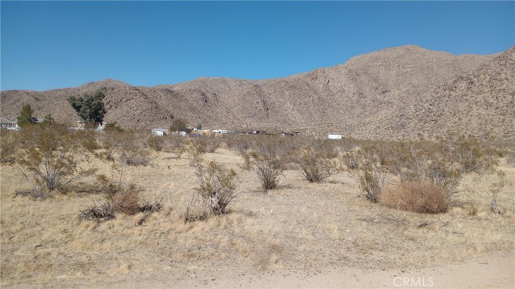 0 Sierra Pelona Drive, Apple Valley, CA 92308