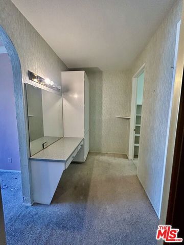 4949 Genesta Avenue 409, Los Angeles, CA 91316
