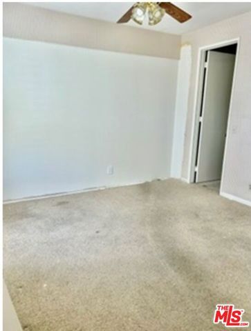 4949 Genesta Avenue 409, Los Angeles, CA 91316