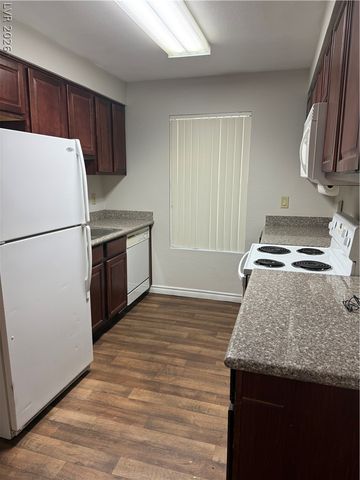 2451 North Rainbow Boulevard 1064, Las Vegas, NV 89108