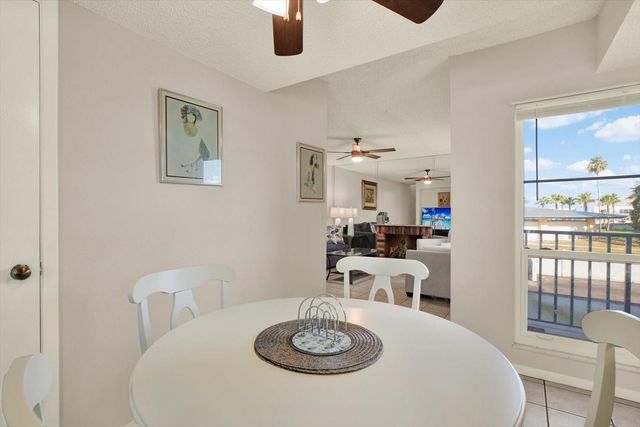 169 MEDALLION BOULEVARD E, Madeira Beach, FL 33708