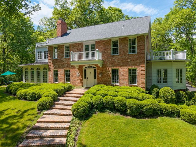 7801 S CAVE CREEK RD, Columbia, MO 65203