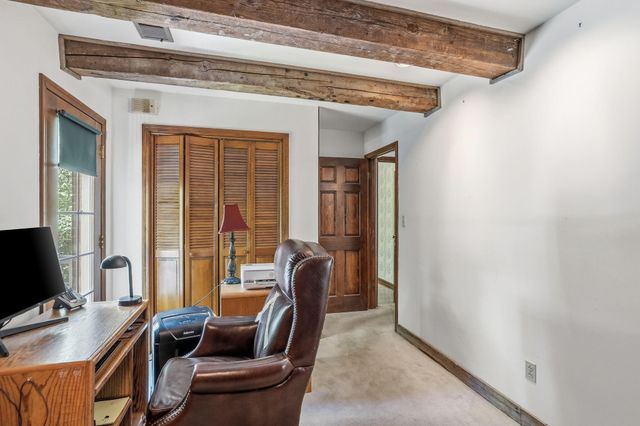 7801 S CAVE CREEK RD, Columbia, MO 65203