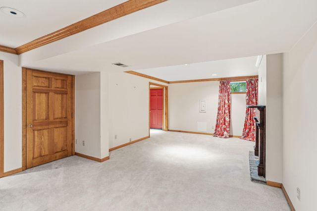 7801 S CAVE CREEK RD, Columbia, MO 65203