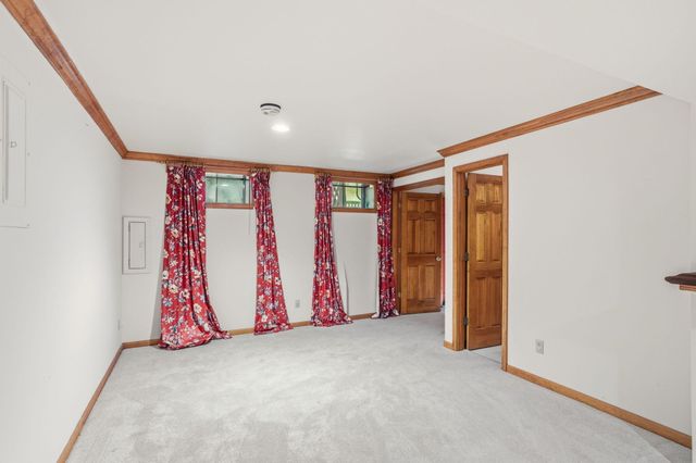 7801 S CAVE CREEK RD, Columbia, MO 65203