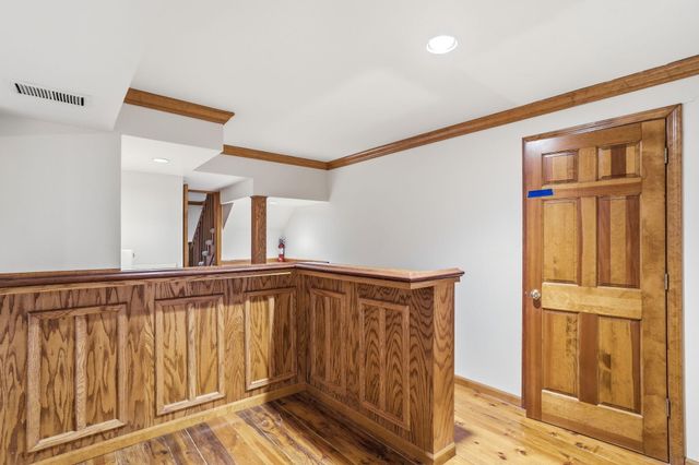 7801 S CAVE CREEK RD, Columbia, MO 65203