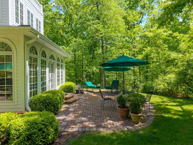 7801 S CAVE CREEK RD, Columbia, MO 65203
