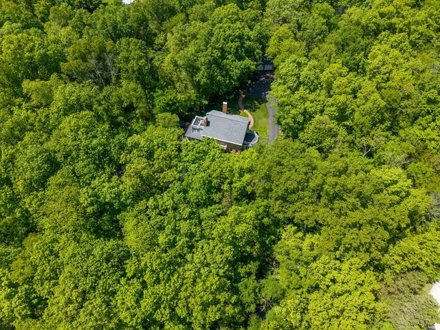 7801 S CAVE CREEK RD, Columbia, MO 65203