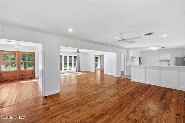 144 Rollingwood Drive, Jackson, MS 39211