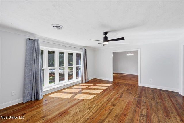 144 Rollingwood Drive, Jackson, MS 39211