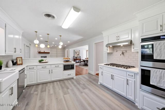 144 Rollingwood Drive, Jackson, MS 39211