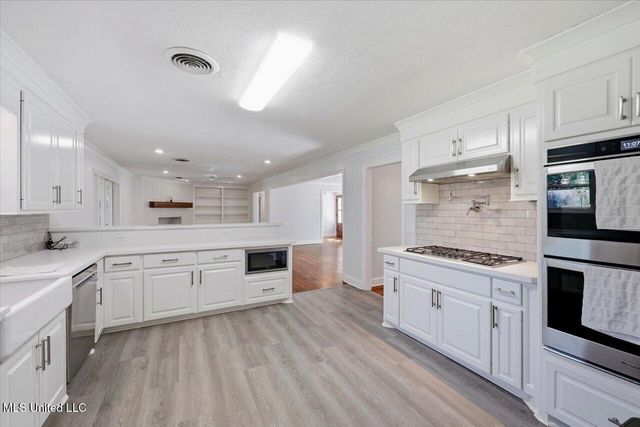 144 Rollingwood Drive, Jackson, MS 39211