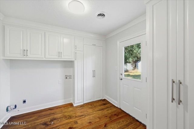 144 Rollingwood Drive, Jackson, MS 39211