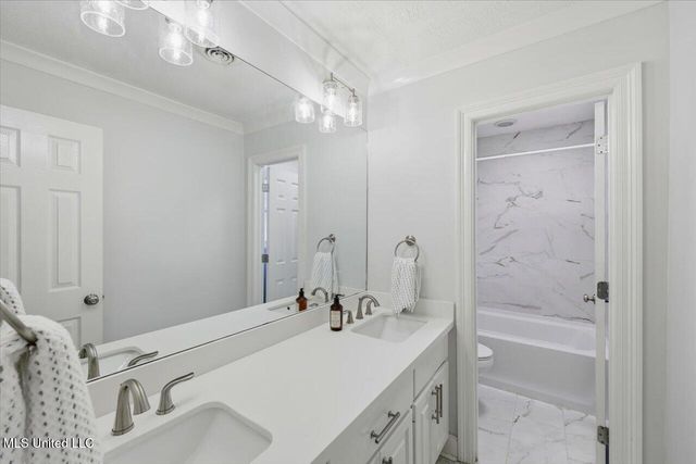 144 Rollingwood Drive, Jackson, MS 39211