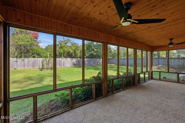 144 Rollingwood Drive, Jackson, MS 39211