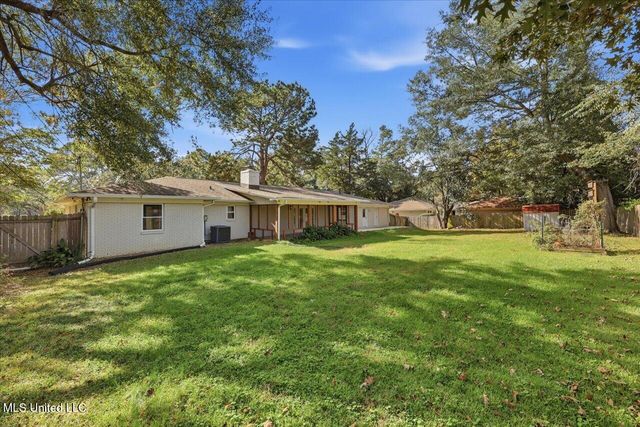 144 Rollingwood Drive, Jackson, MS 39211