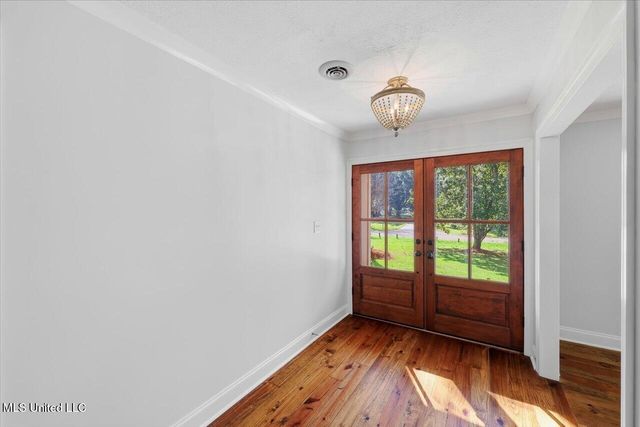 144 Rollingwood Drive, Jackson, MS 39211