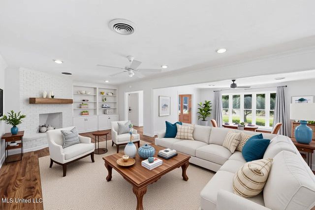 144 Rollingwood Drive, Jackson, MS 39211