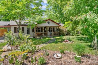 105 7th Street, Black Mountain, NC 28711