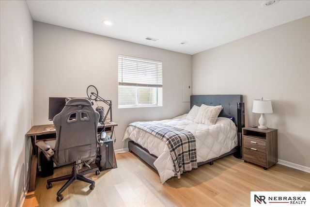 14204 S 18th Street, Bellevue, NE 68123