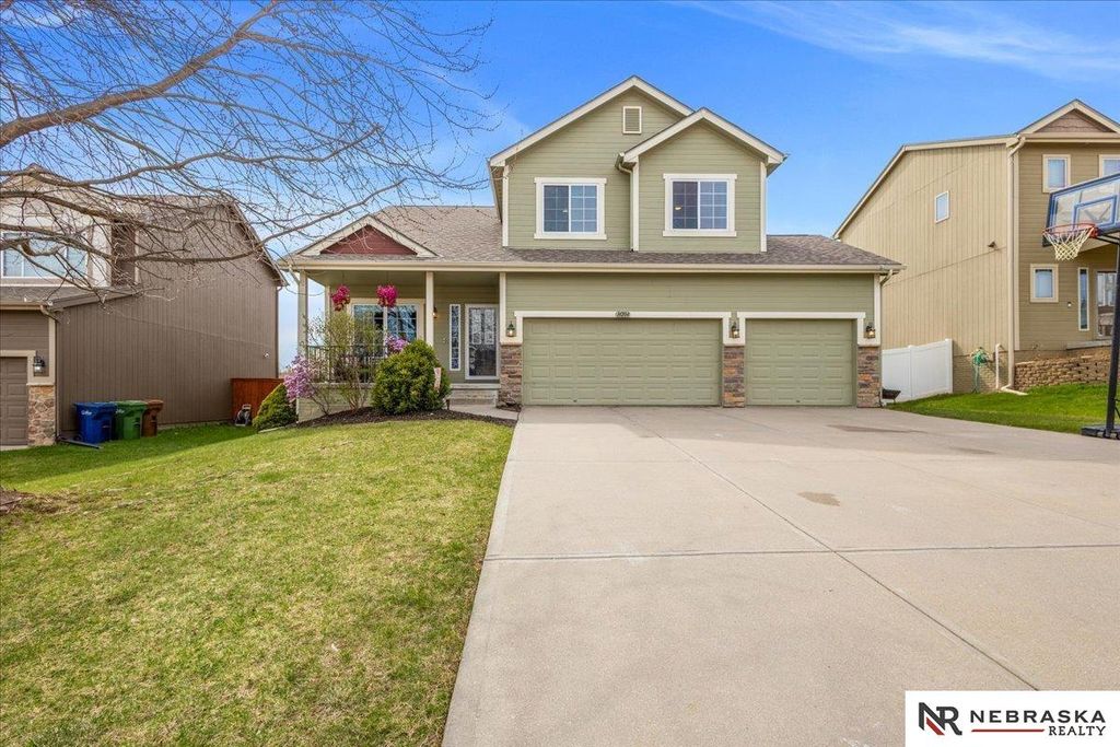 14204 S 18th Street, Bellevue, NE 68123