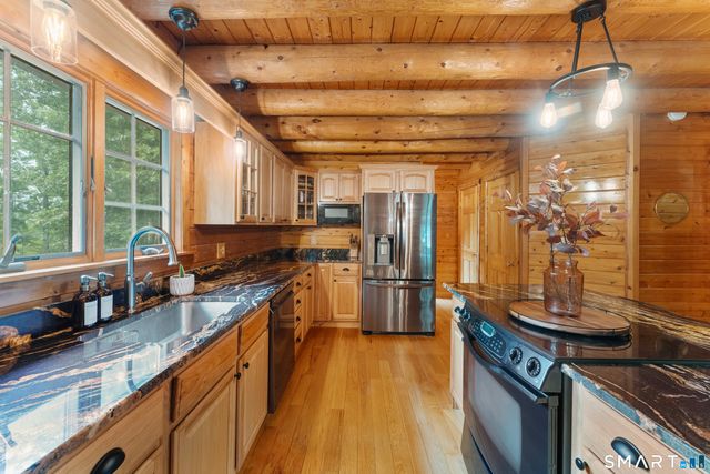 457 Kemp Road, Scotland, CT 06247