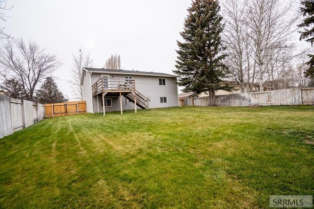 2202 W Saddle Lane, Idaho Falls, ID 83402